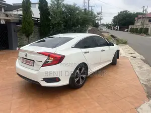 Honda Civic 2017 White