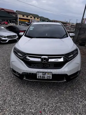 Honda CR-V Touring AWD 2019 White