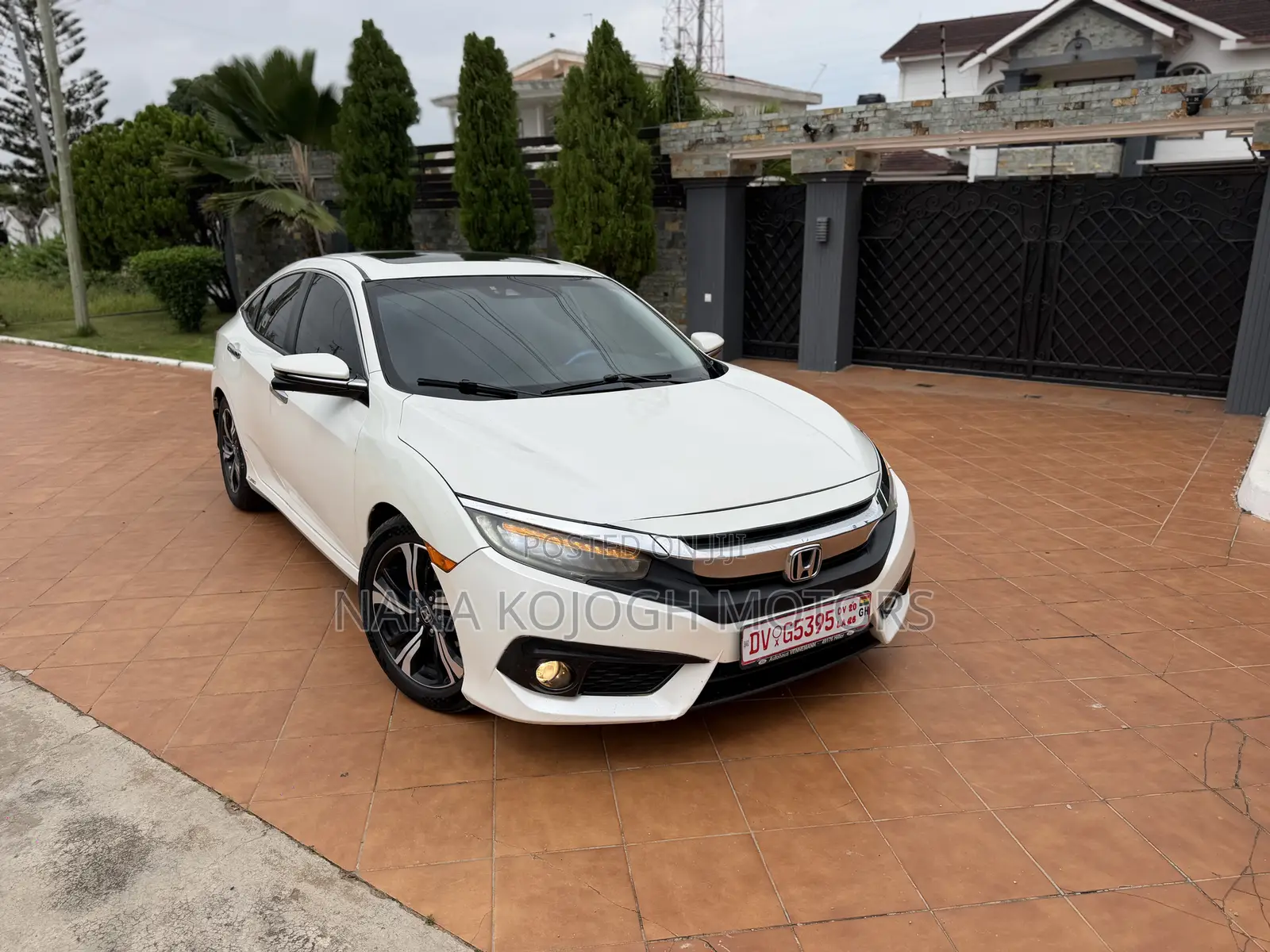 Honda Civic Touring 2dr Coupe (1.5L 4cyl) 2017 White