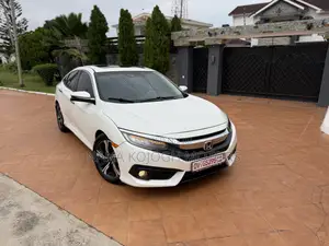 Honda Civic Touring 2dr Coupe (1.5L 4cyl) 2017 White