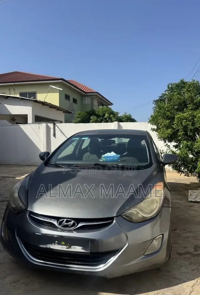 Hyundai Elantra 2012 Gray