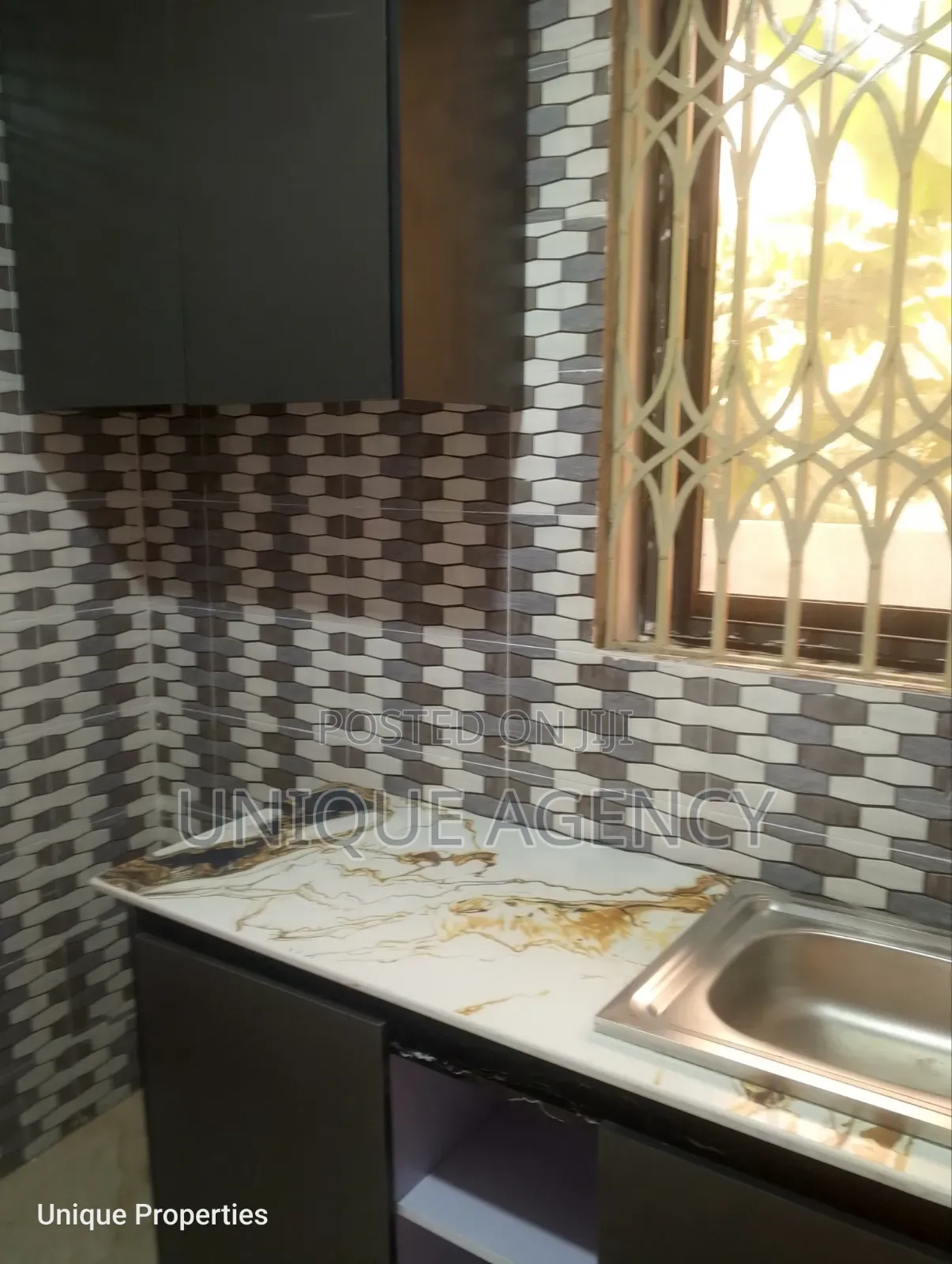 1bdrm Apartment in Valley View Area for rent