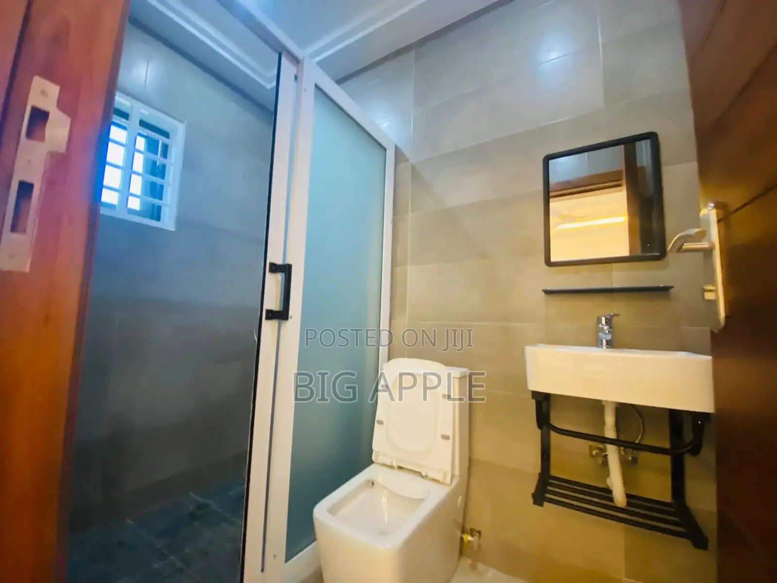 3bdrm House in Dzorwulu for rent