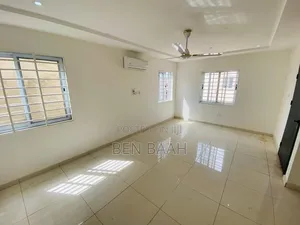2bdrm Duplex in Ben Properties, The Mall for rent