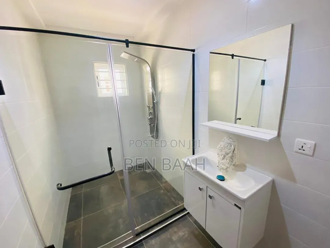 2bdrm Duplex in Ben Properties, The Mall for rent