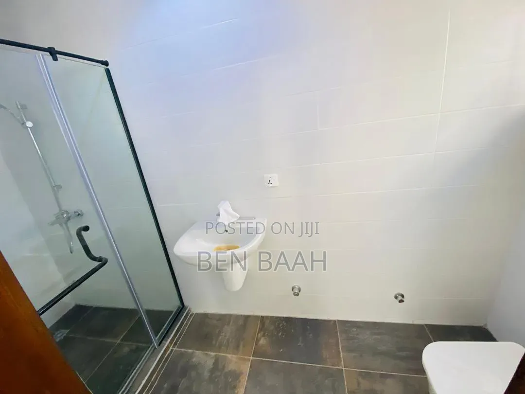 2bdrm Duplex in Ben Properties, The Mall for rent