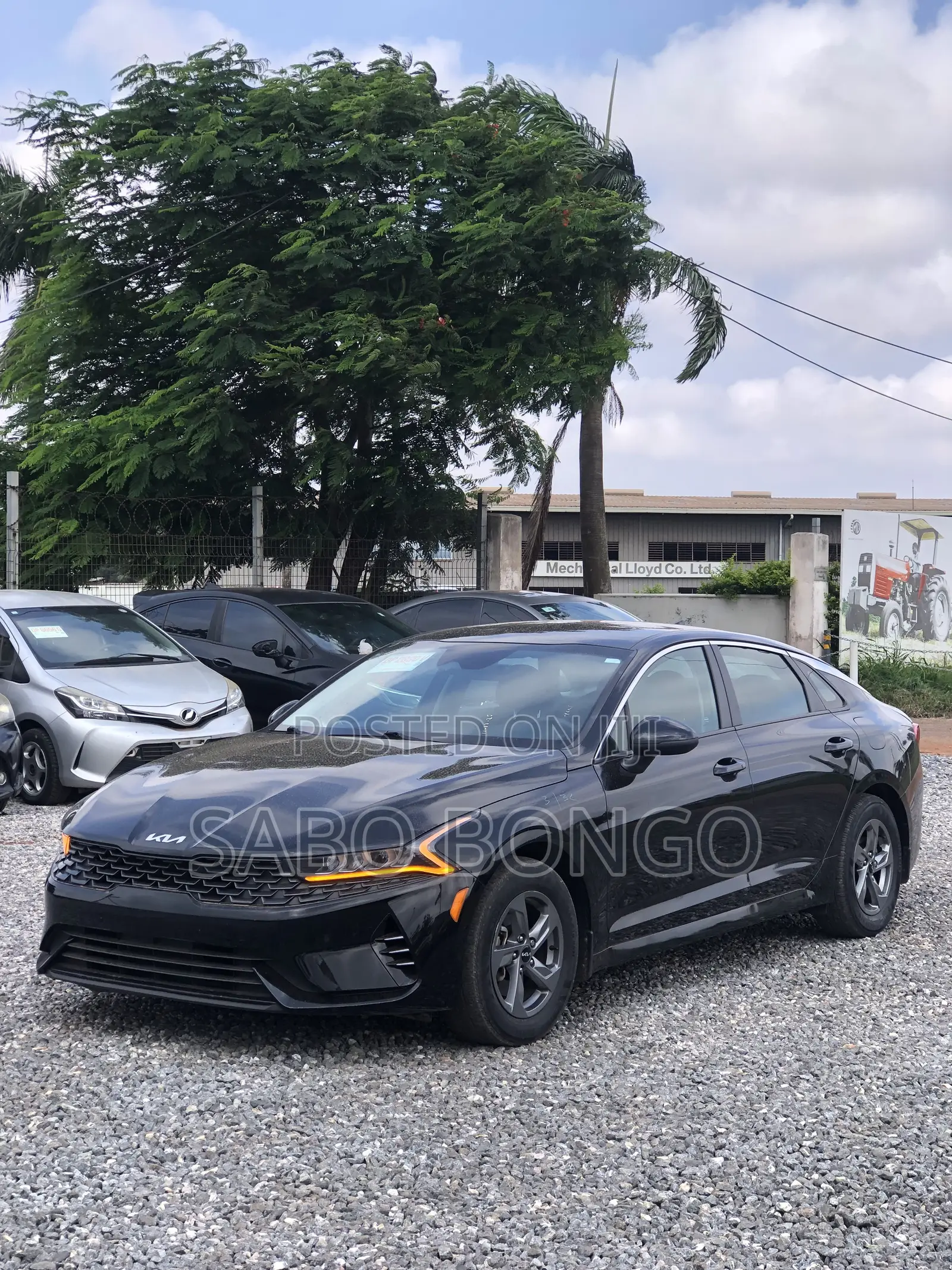 Kia K5 LXS 2023 Black