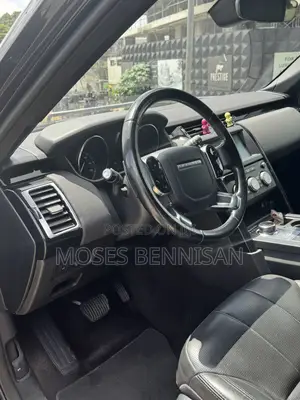 Land Rover Discovery HSE 4x4 2020 Black