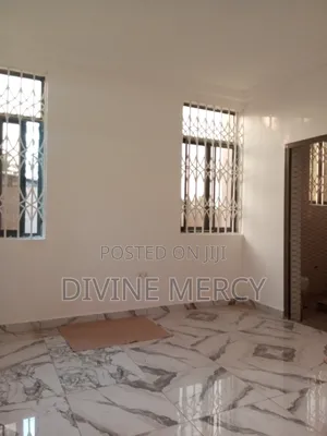 3bdrm Apartment in Tophill Kasoa, Awutu Senya East Municipal for rent