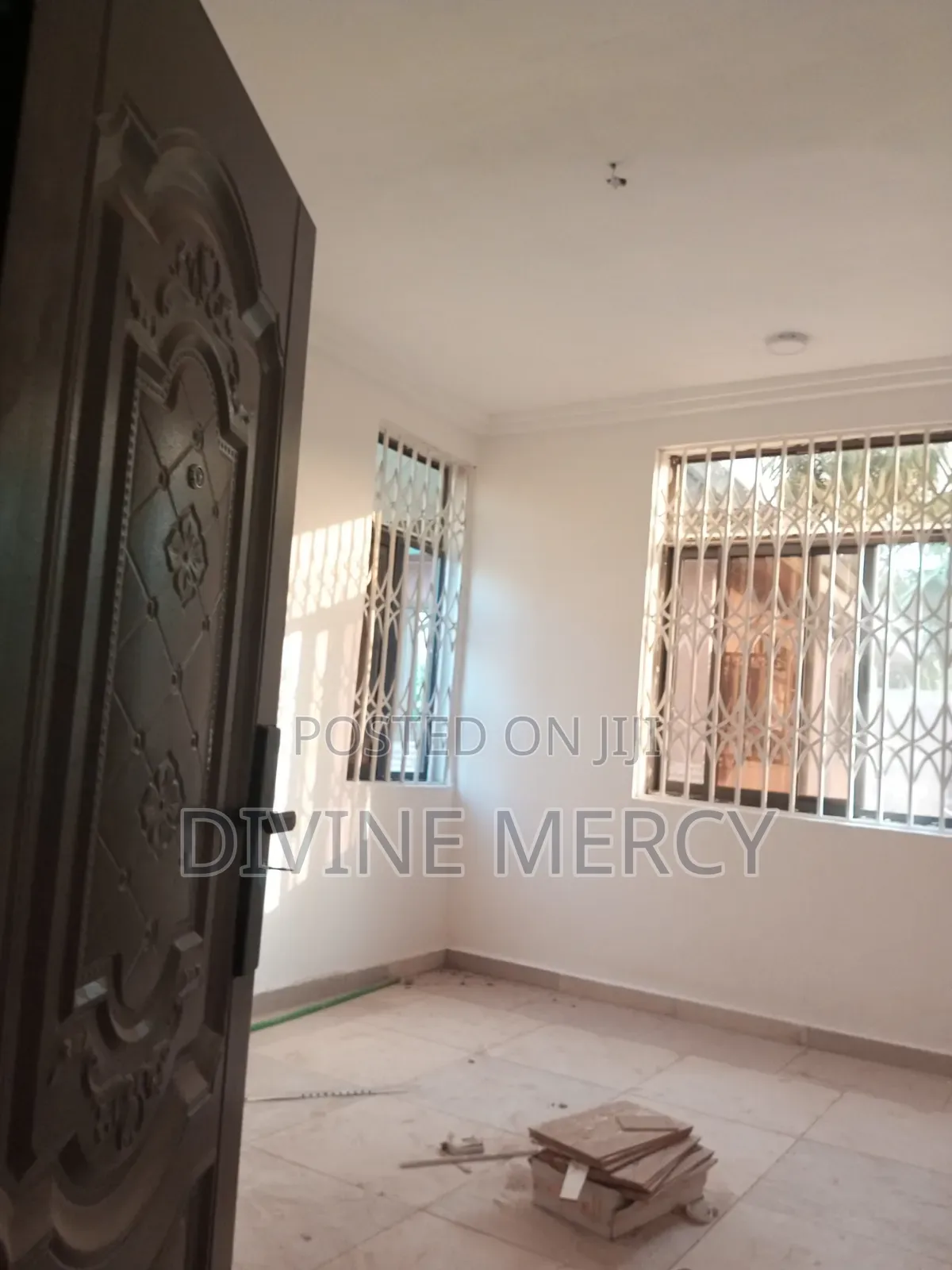 3bdrm Apartment in Tophill Kasoa, Awutu Senya East Municipal for rent
