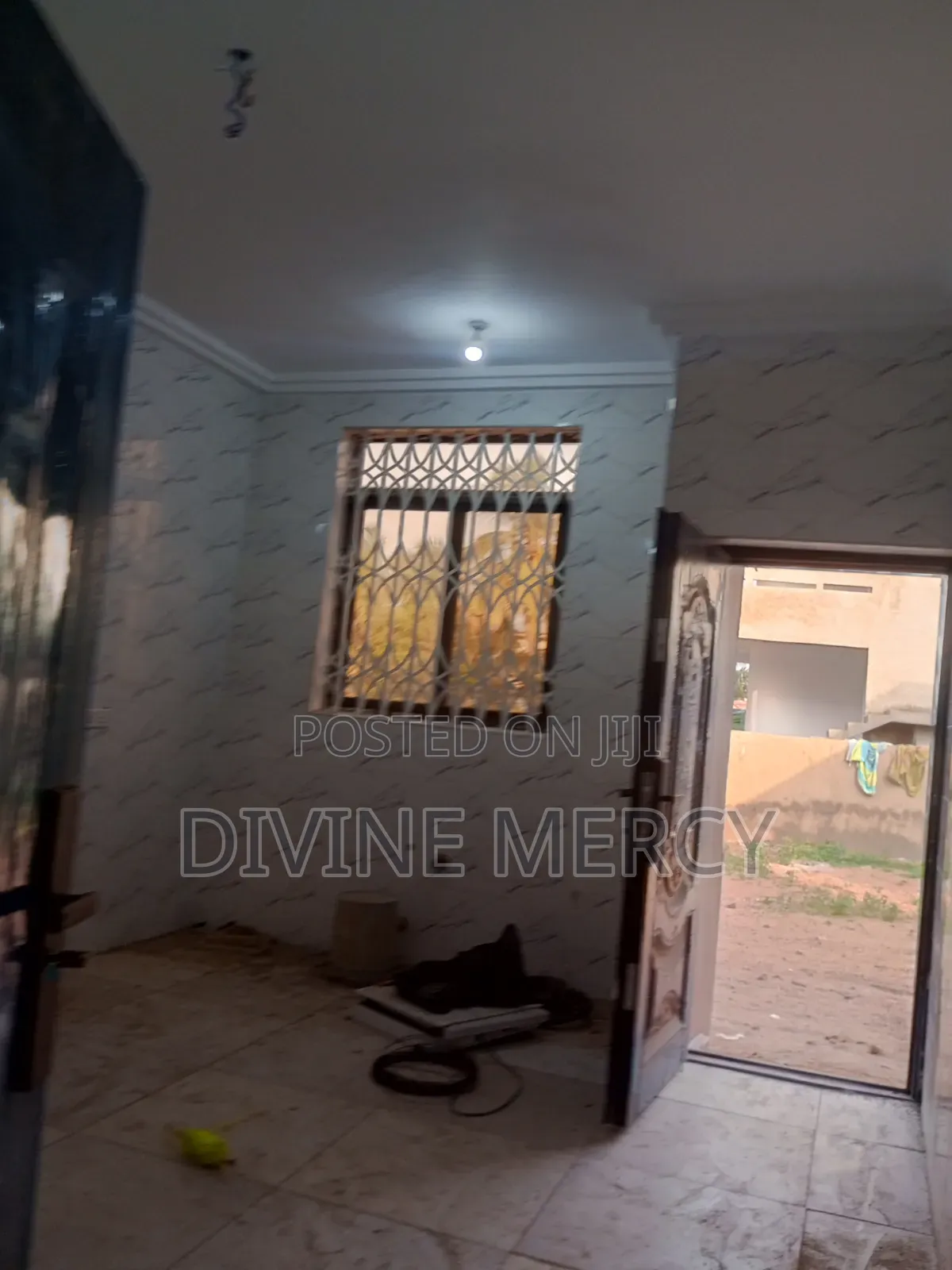 3bdrm Apartment in Tophill Kasoa, Awutu Senya East Municipal for rent