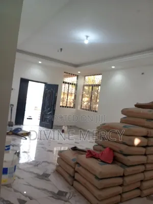 3bdrm Apartment in Tophill Kasoa, Awutu Senya East Municipal for rent