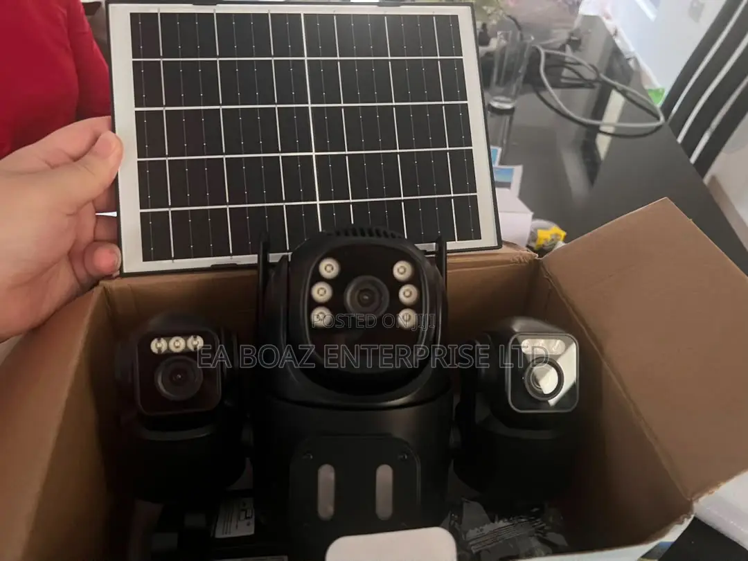 4g 4 Lens Dual PTZ Solar Camera+ 2 Solar Panels