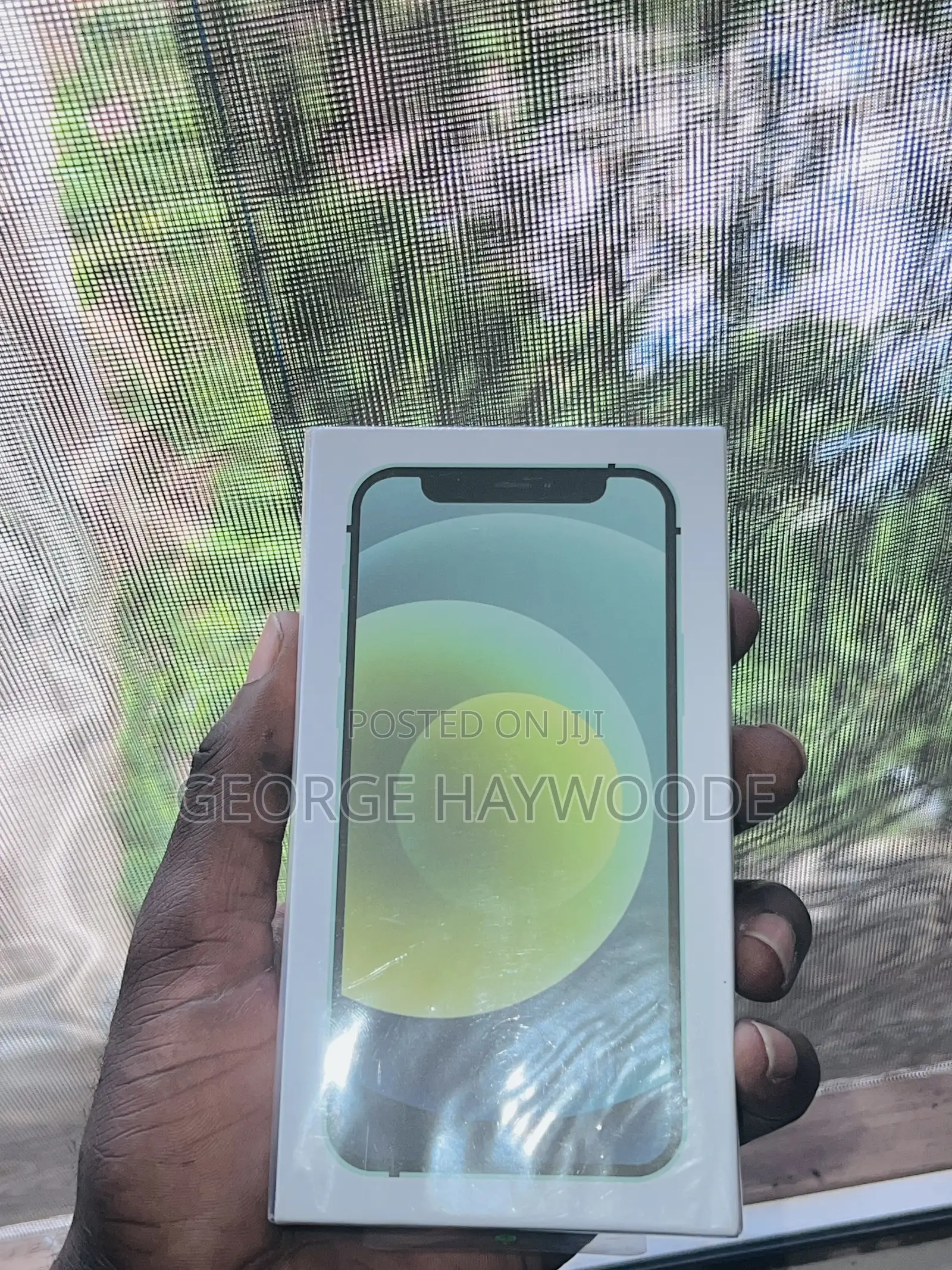 New Apple iPhone 12 128 GB Green