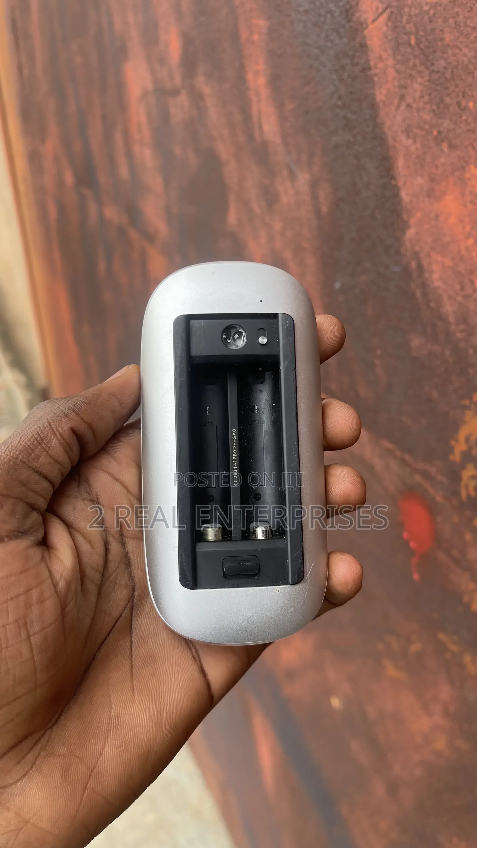 Apple Magic Mouse No Back Cover