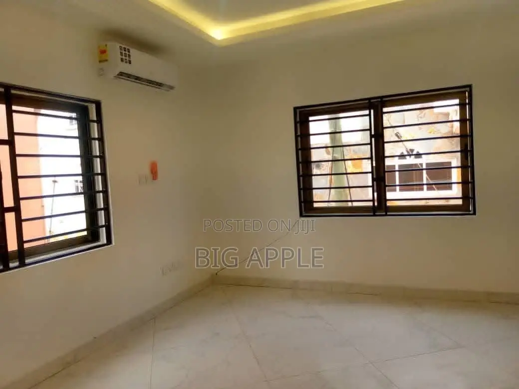 2bdrm Townhouse / Terrace in Cantonments for rent