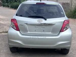 Toyota Vitz 1.3 AWD 3dr 2014 Gray