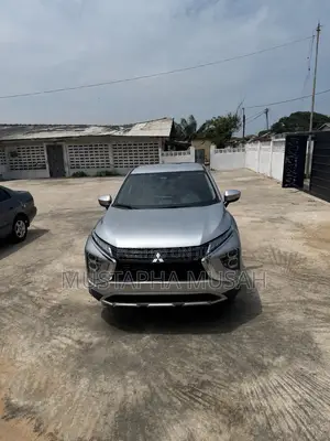 Mitsubishi Eclipse Cross 2024 Silver