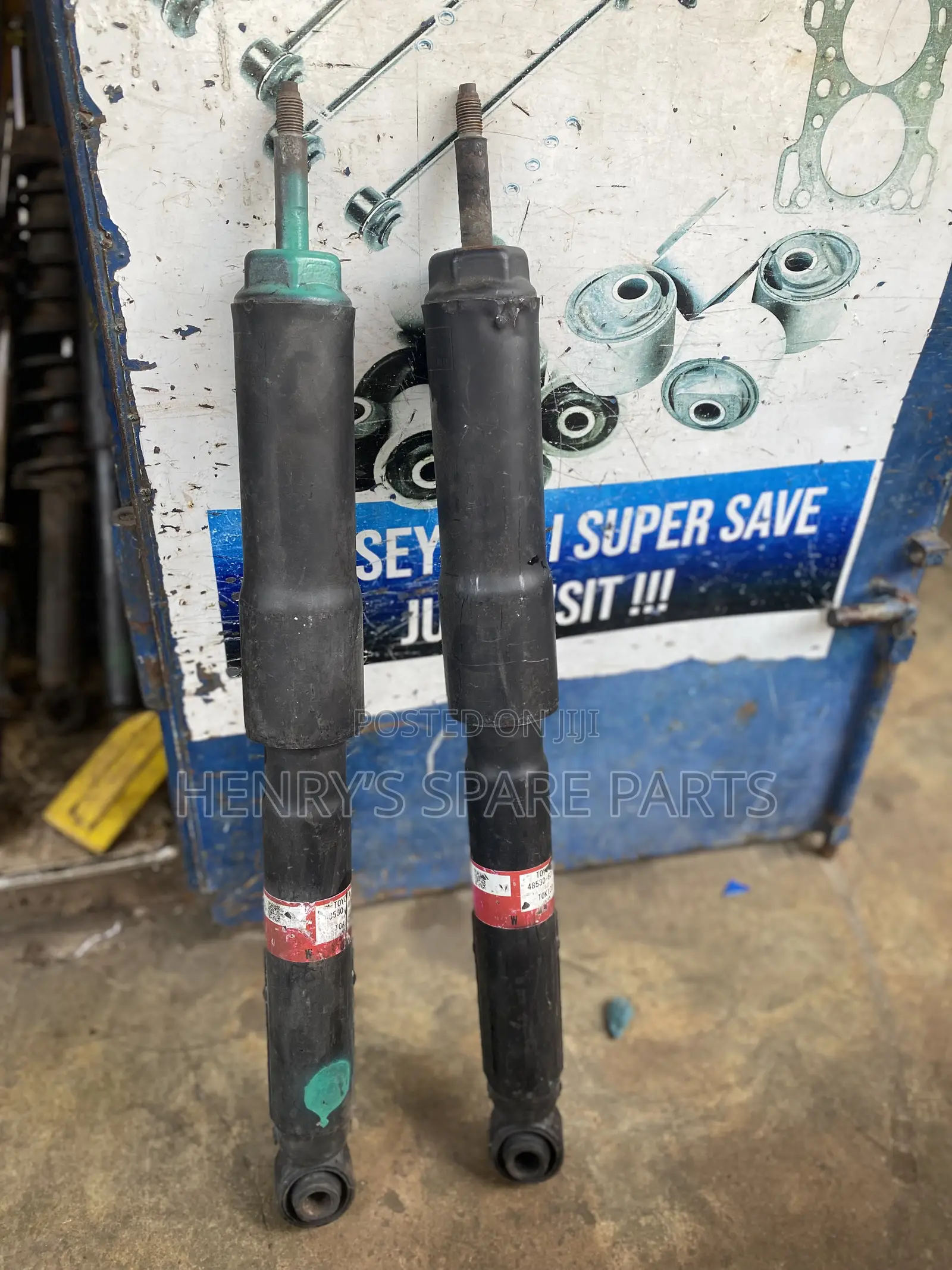 Toyota Land Cruiser Back Shocks