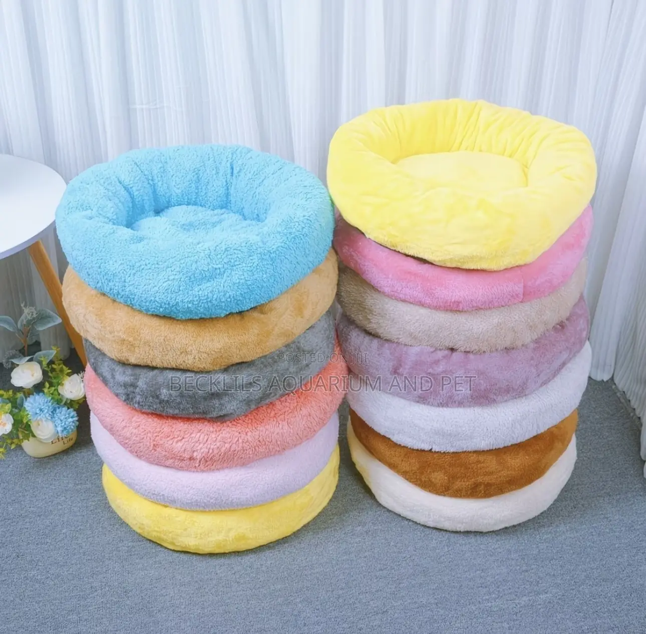 Fluffy Round Dog And Cat Bed