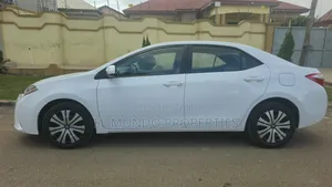 Toyota Corolla 2016 White