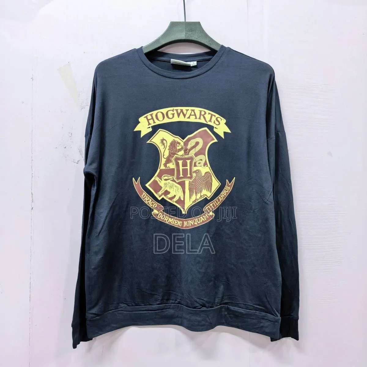 Harry Potter Hogwarts Crest Sweatshirt