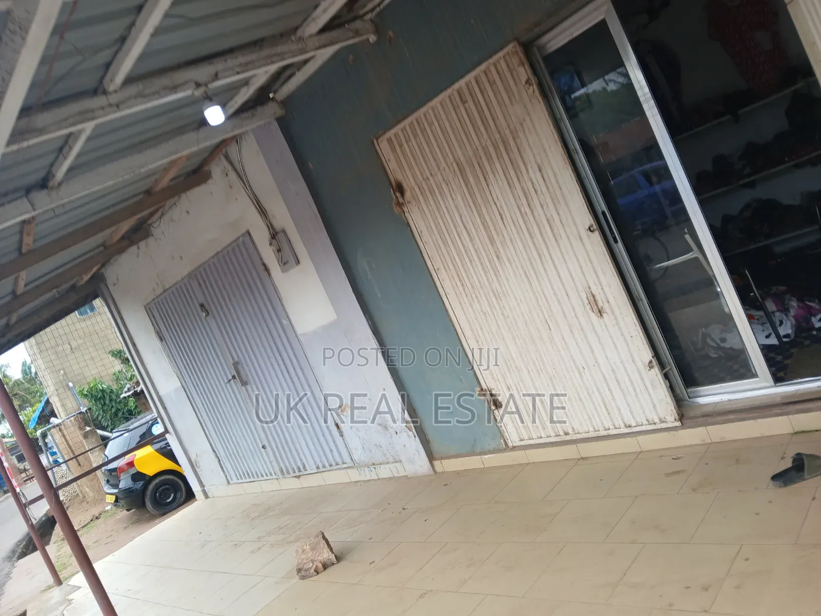 Store for Rent at Mallam Junction-Kokroko