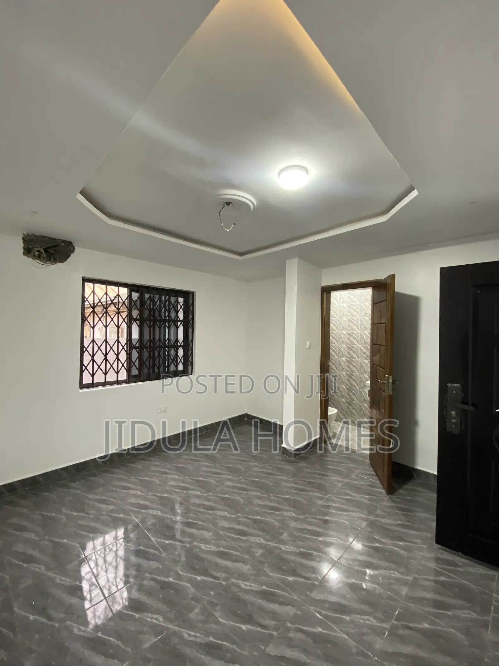 3bdrm Apartment in Lakeside Estate for rent