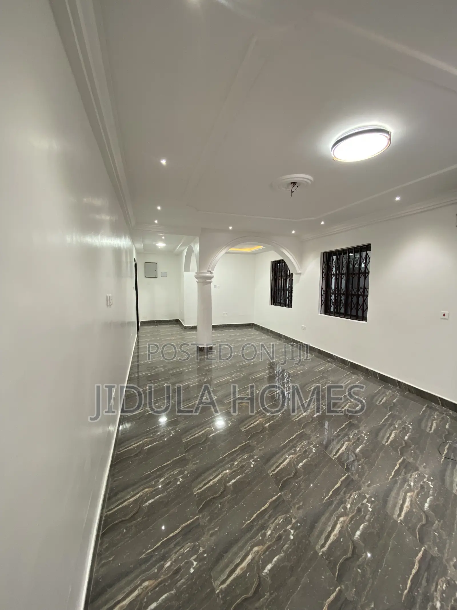 3bdrm Apartment in Lakeside Estate for rent