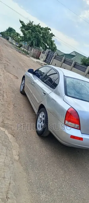 Hyundai Elantra GT 2002 Silver