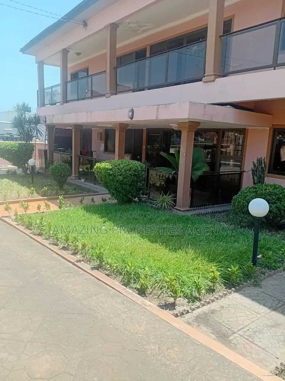 6 Bedroom Apartment for Rent at East Legon