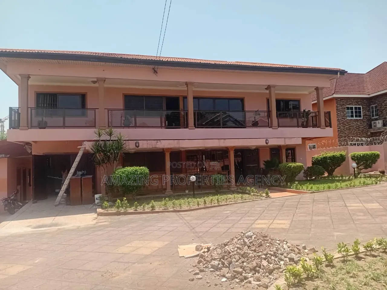 6 Bedroom Apartment for Rent at East Legon
