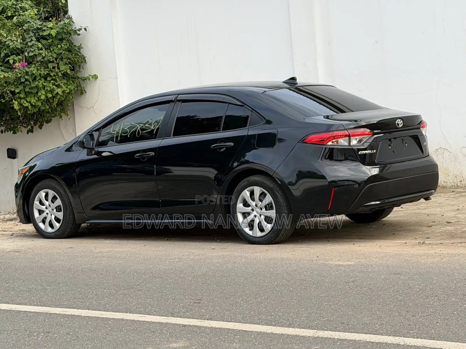 Toyota Corolla LE 2020 Black