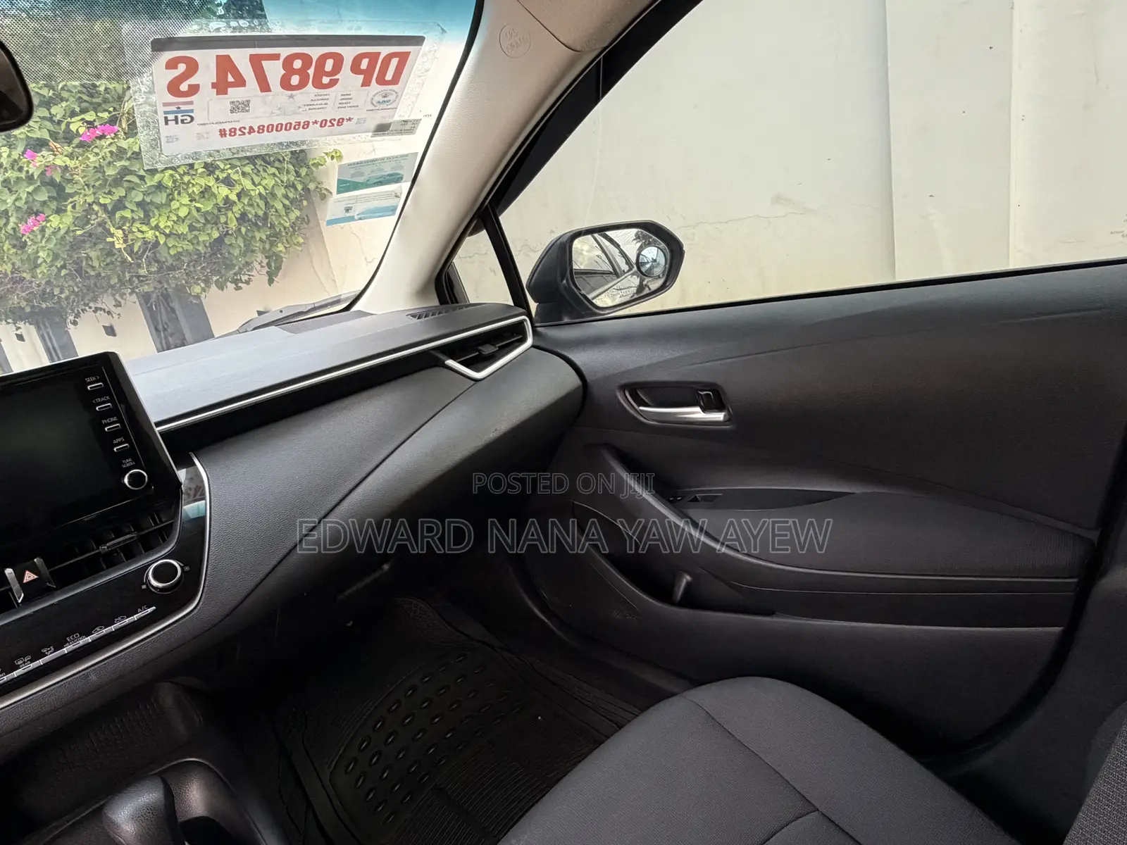 Toyota Corolla LE 2020 Black