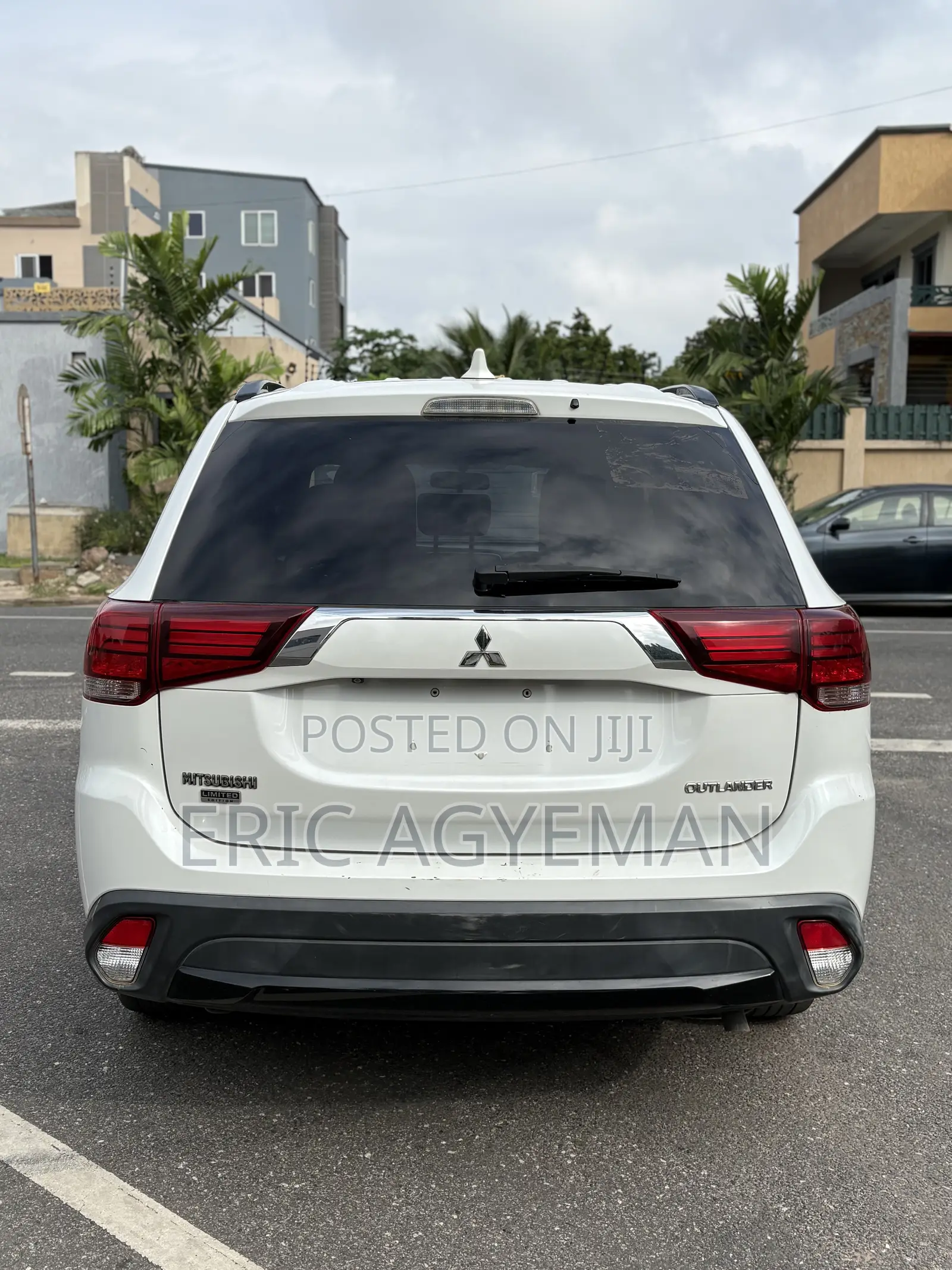 Mitsubishi Outlander 2018 White