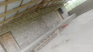 Commercial Property Close to Main Road for Rent at Ag Swedru