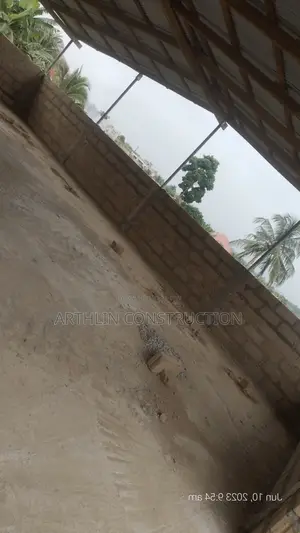 Commercial Property Close to Main Road for Rent at Ag Swedru