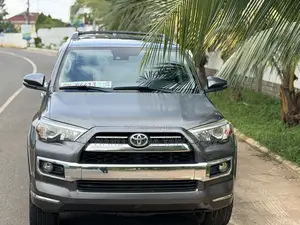 Toyota 4-Runner Limited 2020 Gray