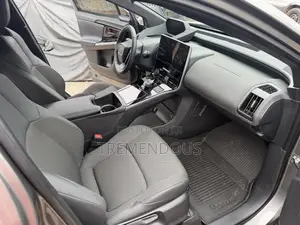 Toyota bZ4X XLE AWD 2025 Gray