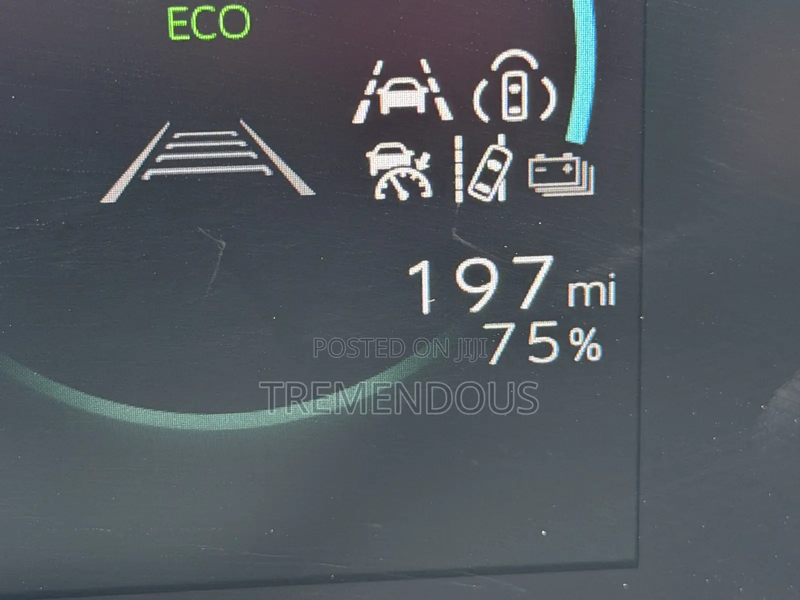 Toyota bZ4X XLE AWD 2025 Gray