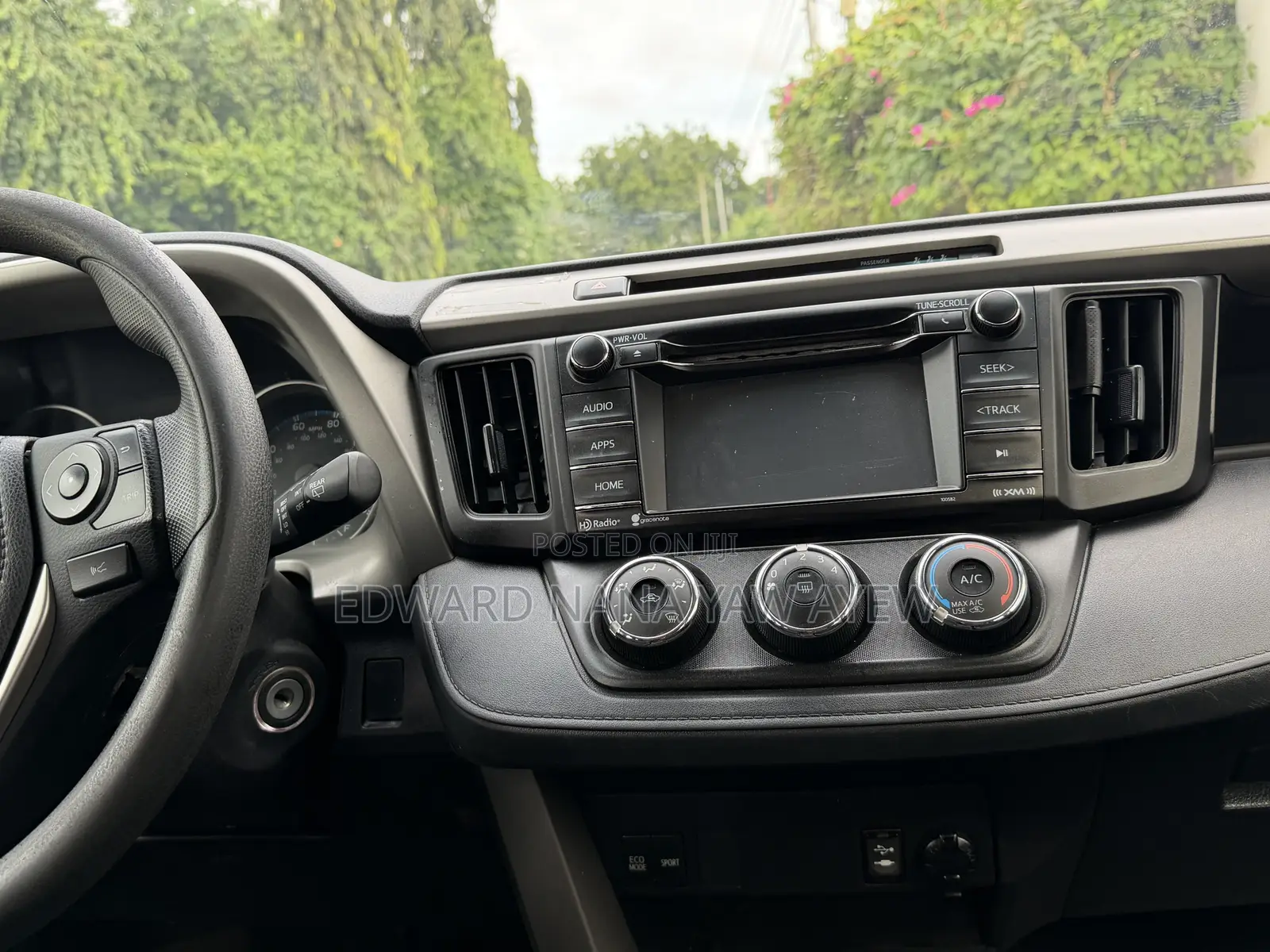 Toyota RAV4 LE 4dr SUV AWD (2.5L 4cyl 6A) 2018 Black
