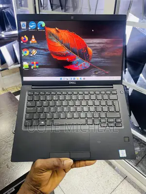 Laptop Dell Latitude 7390 8GB Intel Core i7 SSD 256GB