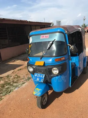Bajaj Avenger 180 2025