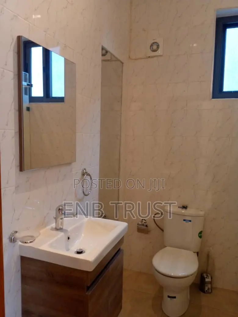 3bdrm Duplex in Dzowulu, Special School Area for sale