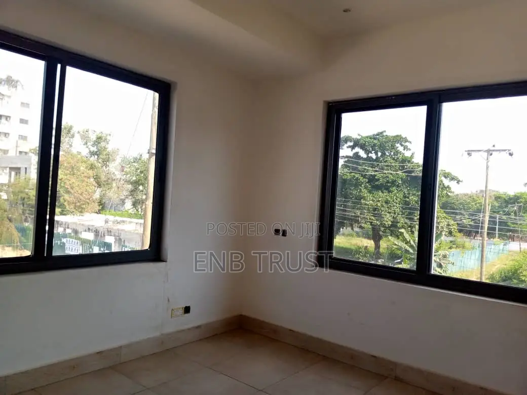 3bdrm Duplex in Dzowulu, Special School Area for sale