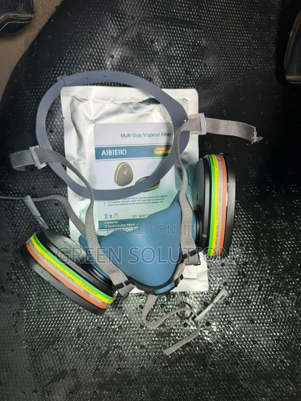 Half Face Mask With A1b1e1k1 Multi Gas/Vapour Filter – Model 809