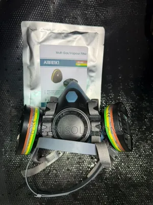 Half Face Mask With A1b1e1k1 Multi Gas/Vapour Filter – Model 809