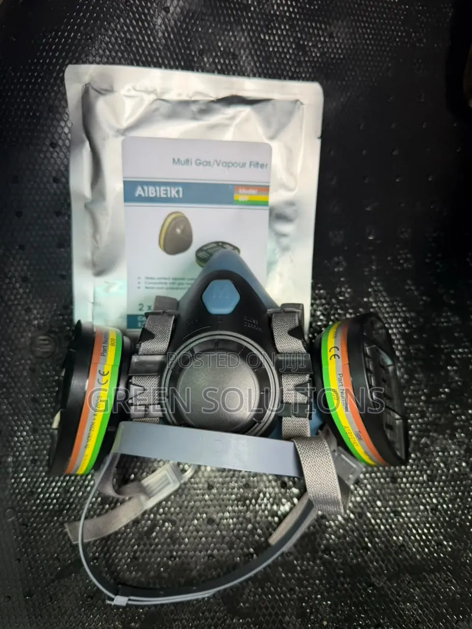 Half Face Mask With A1b1e1k1 Multi Gas/Vapour Filter – Model 809