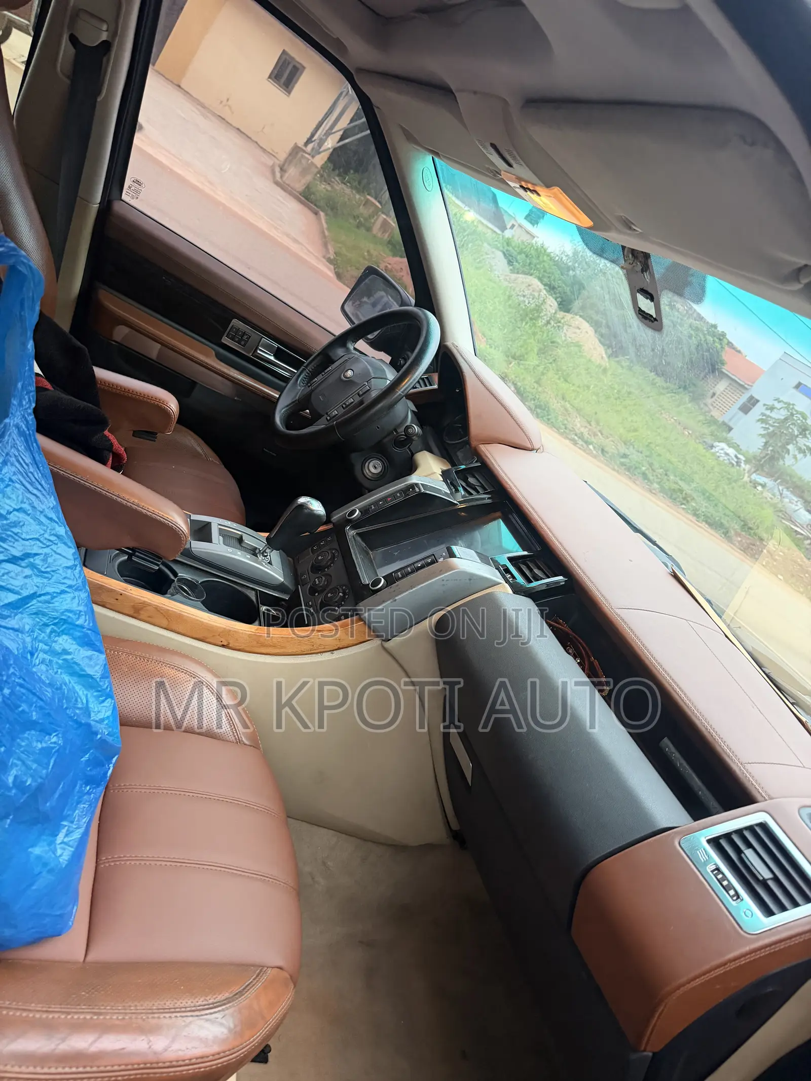 Land Rover Range Rover 2012 Black