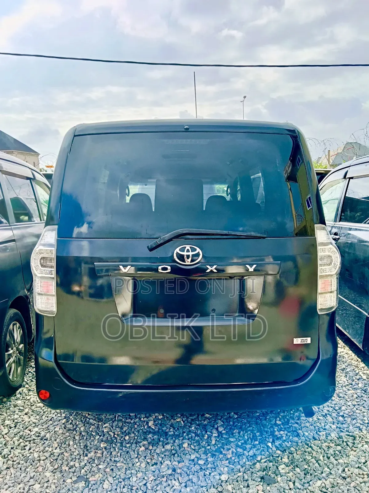 Toyota Voxy 2010 Black